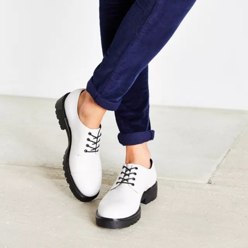 Vagabond x Urban Outfitters Kenova Oxford w/ Platform Heel (size US 7)